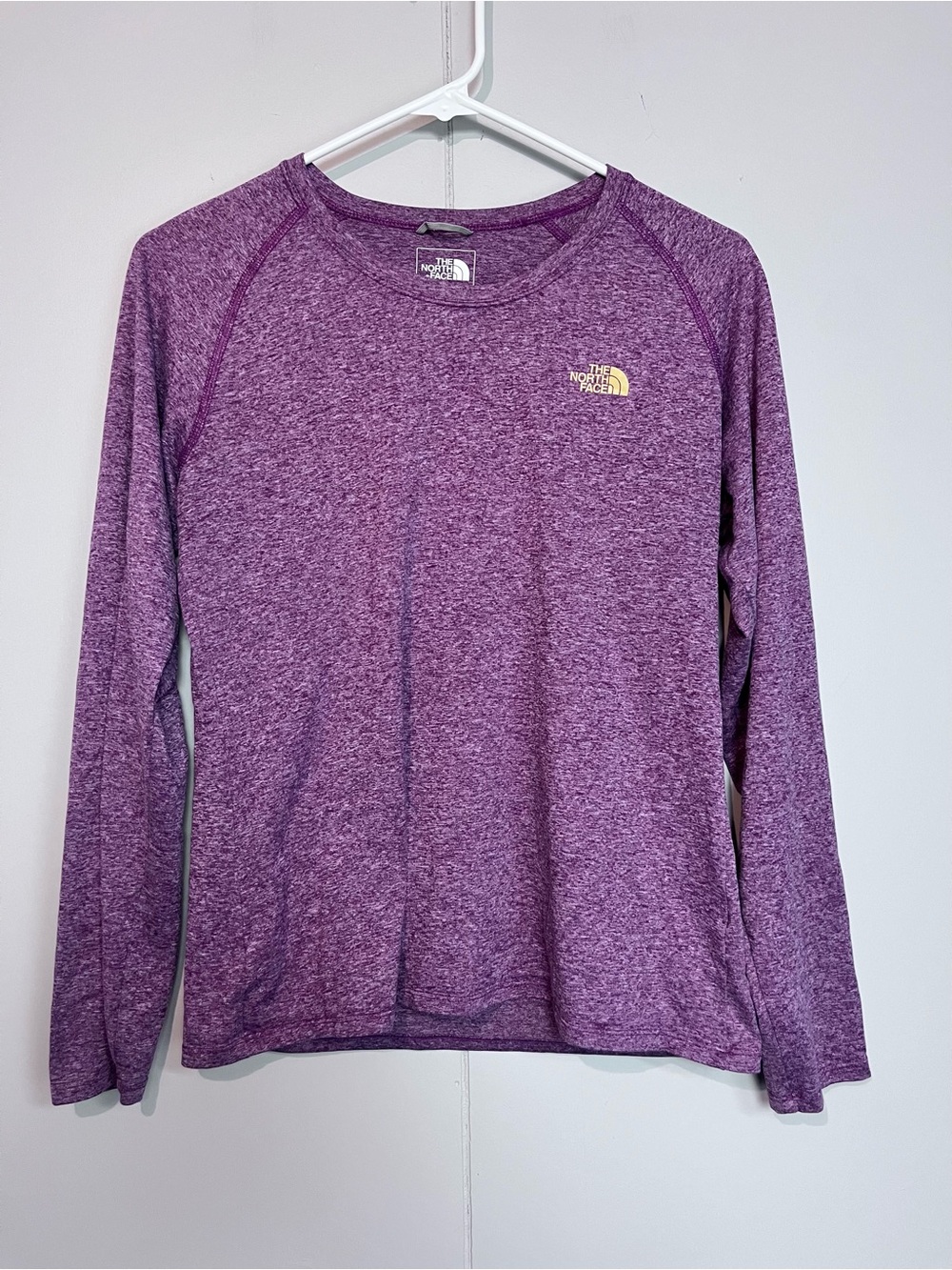 The North Face Women’s M Purple Heather Long Sleeve Athletic Top
